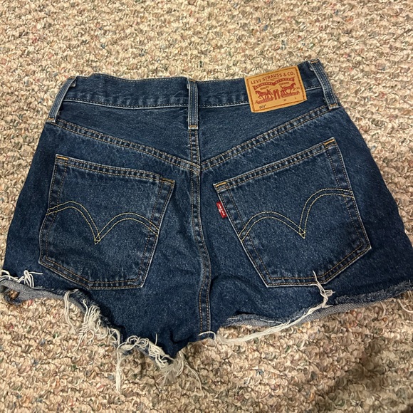 Levi’s High Waisted 501 Shorts - Picture 2 of 3